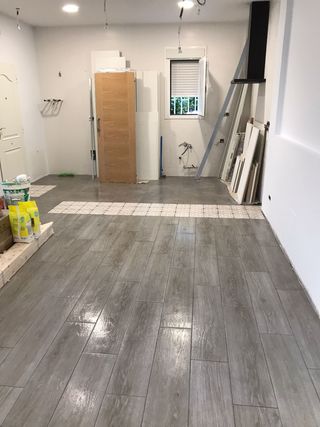 Alicatador azulejos albañil