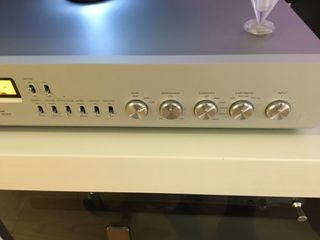 Previo Phono Luxman EQ-500 plata