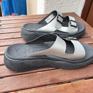 Sandalias plataforma MUNICH - Como nuevas.