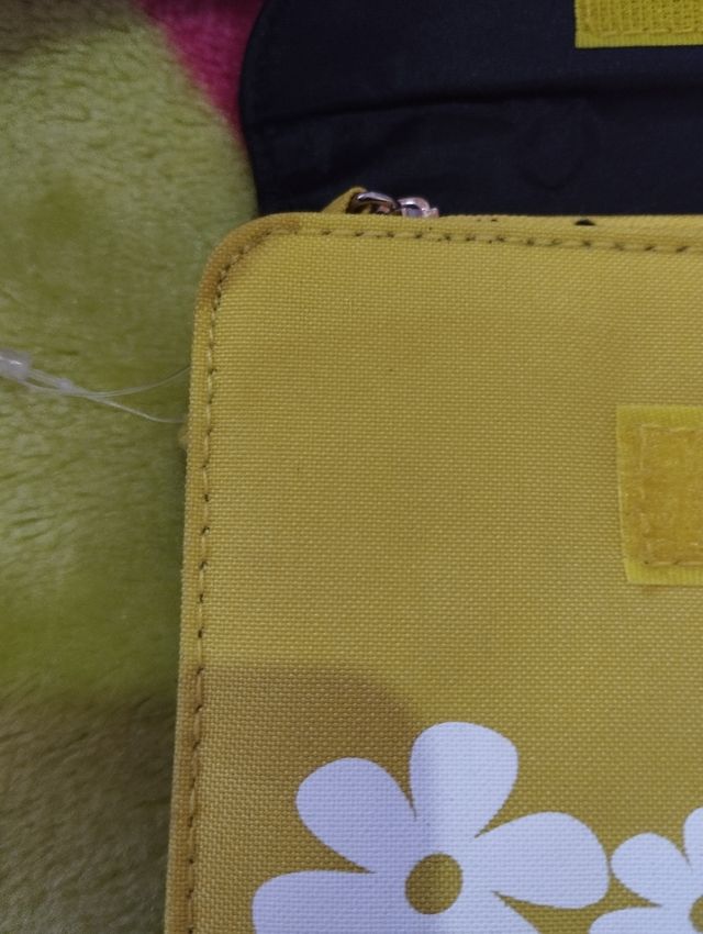 Cartera Piolín amarilla