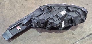 Faro LED Kia Xceed derecho