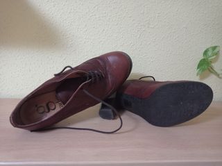 Zapatos tacón marrones 37