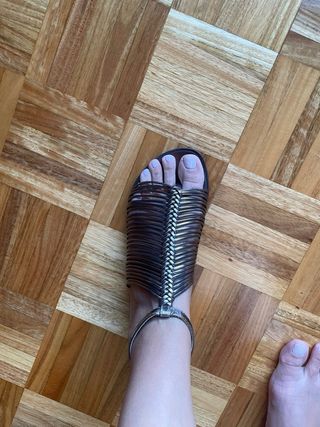 Sandalias planas plateadas