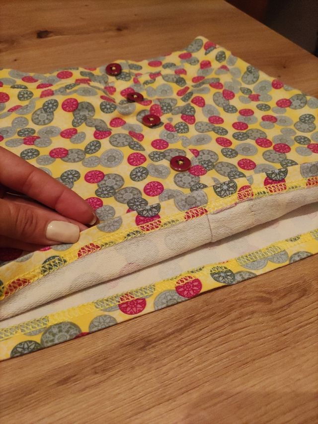 Minifalda niña para verano BENETTON 8-9 años