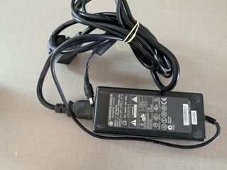 Adaptador de corriente