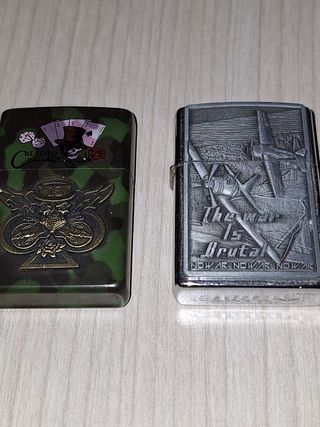 2 Accendini Zippo: Casino & Guerra