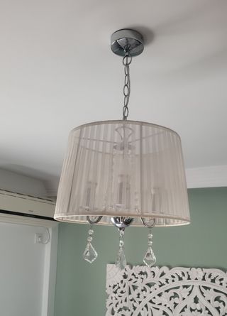 Lámpara colgante dormitorio plata y gris