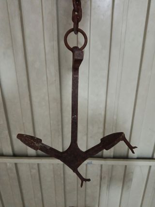 Ancla antigua decorativa