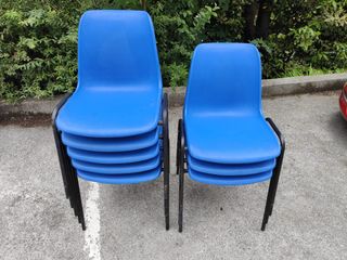 5 aulki urdin /  5 sillas azules