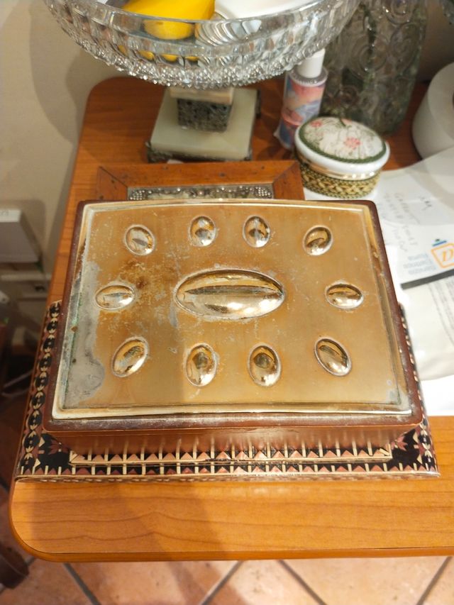 Scatola antica in legno - Ptitto