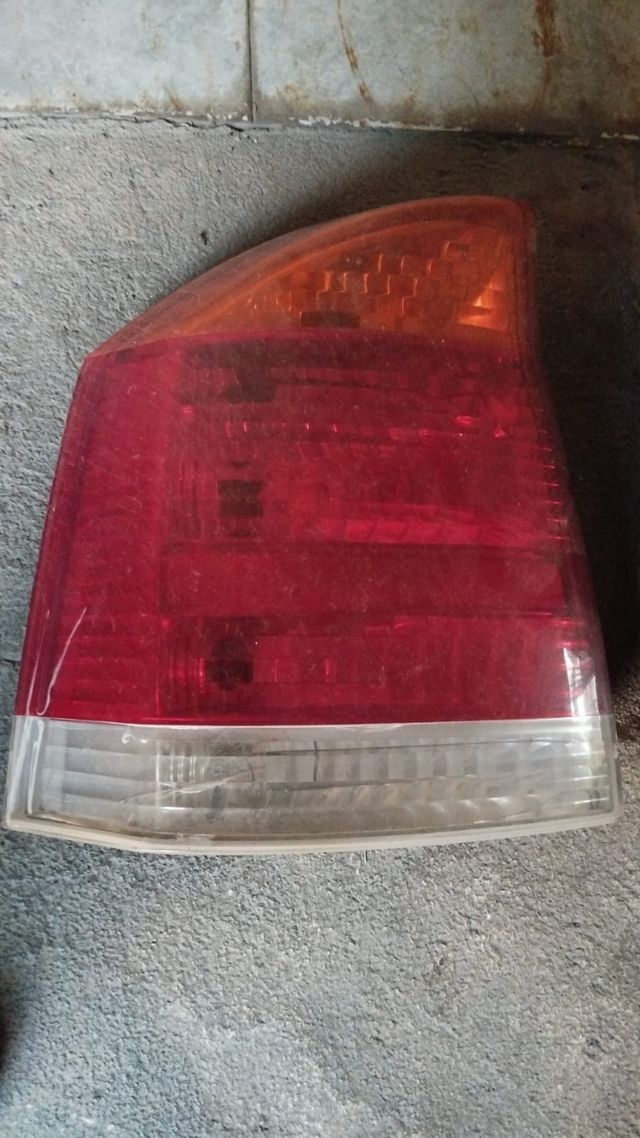 Pilotos traseros Opel Vectra C