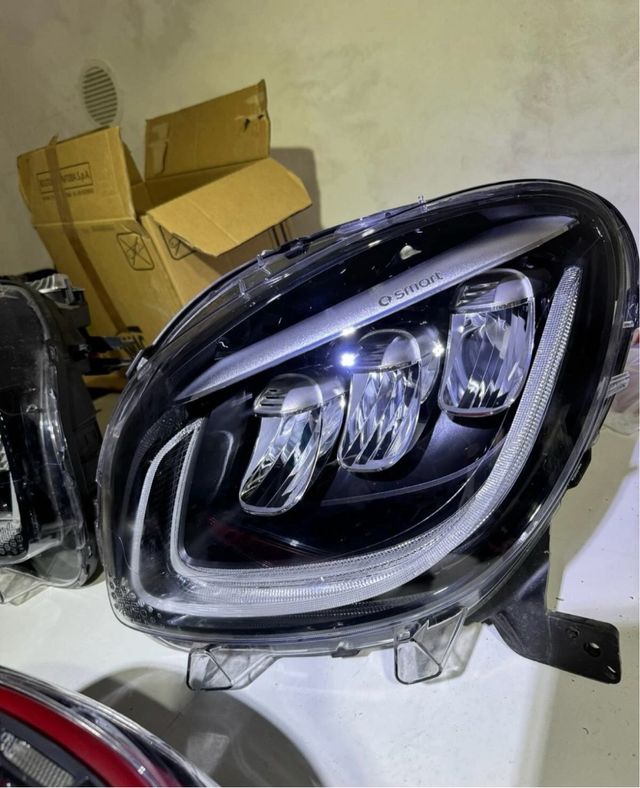 Fari Full LED Smart 453 - Perfetti