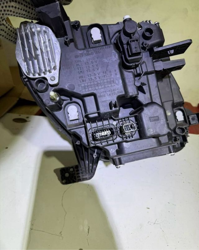 Fari Full LED Smart 453 - Perfetti