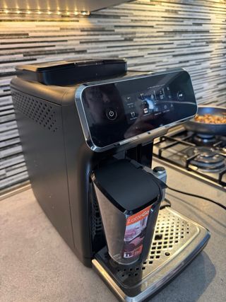 Macchina caffè philips serie 2200Lattissima Go