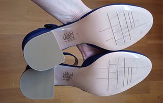 Zapatos tacón medio y ancho, Adele DeZotti azules 