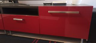 Puertas y frentes cajón Ikea Besta rojos