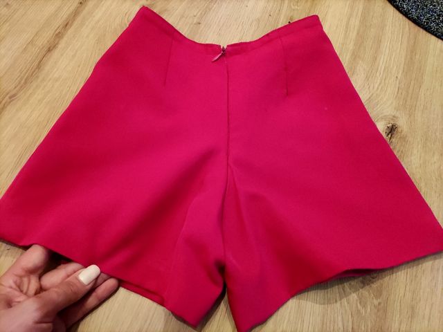 Shorts niña fucsia -talla 5