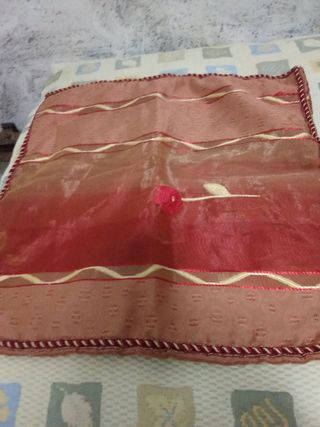 Cortina Beige y Roja -