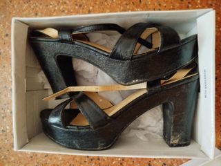 Sandalias negras tacón 40