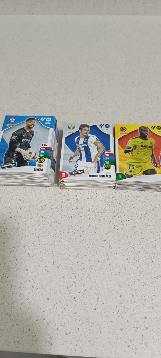 Cromos Adrenalyn 24-25