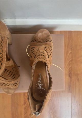 Sandalias Alpe Marrón - Tacón