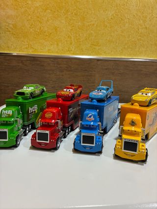 Coches y camiones de metal Cars