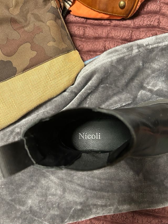 Stivaletti Nicoli neri - Pelle