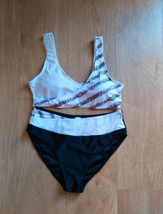 Bikini blanco y negro