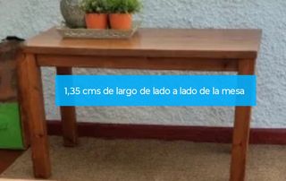 Mesa y bancos de madera maciza