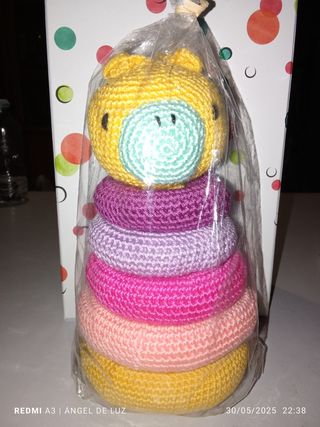 Juguete apilable de crochet