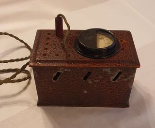 Antiguo reductor/elevador tensión