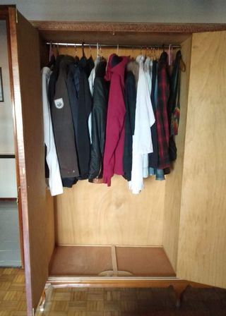 Armario antiguo de madera.