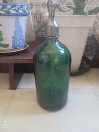Sifón antiguo cristal y metal