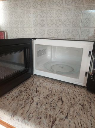 Microondas Taurus 20L - Negro