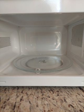 Microondas Taurus 20L - Negro