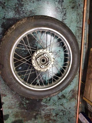 Rueda trasera Honda PX - llanta