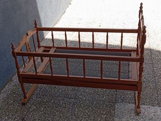 Cuna mecedora vintage años 60