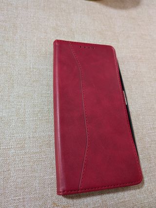 Funda móvil roja