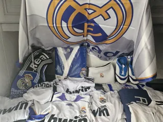 Lote de ropa Real Madrid