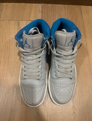 Jordan 1 Mid Wolf Grey - Azul