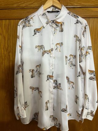 Camisa Zara estampado tigres