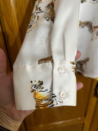 Camisa Zara estampado tigres