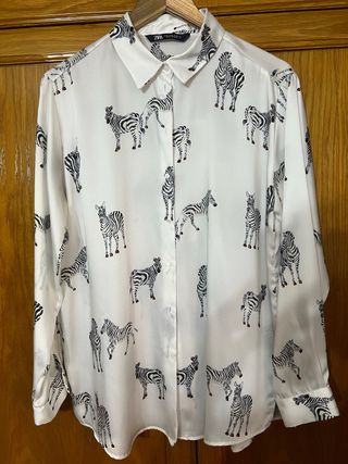 Camisa Zara estampado cebra