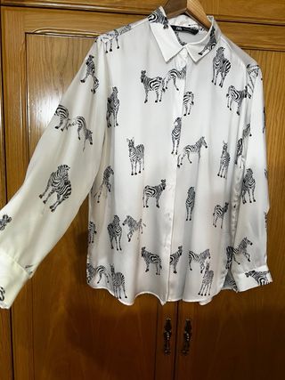 Camisa Zara estampado cebra