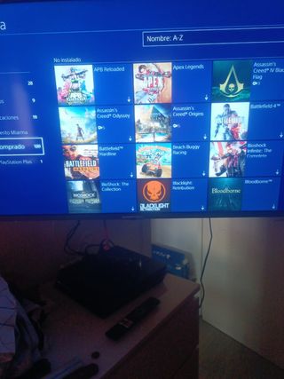  (PlayStation 4 Pro 1TB) +120 juegos digitales.