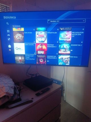  (PlayStation 4 Pro 1TB) +120 juegos digitales.