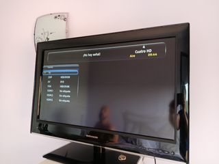 TV Thomson 32" negra