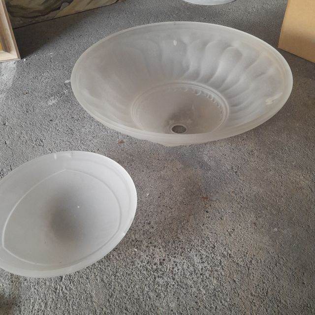 Lampadario stile antico metallo vetro