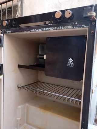 Nevera trivalente T800