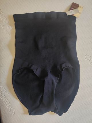 Faja Reductora Primark Negra
